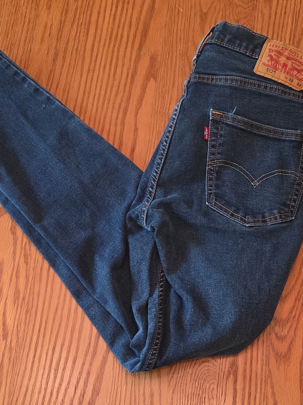 Men's 512 Levis Size 33-32 Medium Blue Jeans